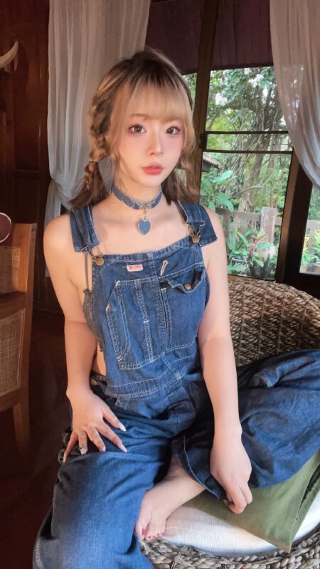 玉汇 – 背带裤妹妹