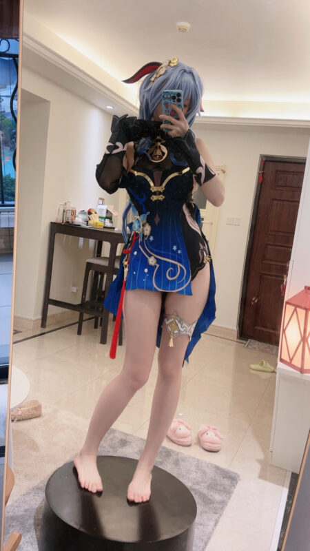 屑雪雪鸭 – 甘雨 新年