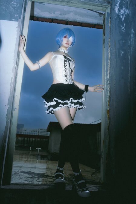 洛桑w伊梓 – 雨后天台