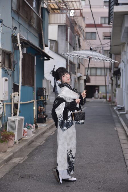 水淼aqua – Black Lace Kimono