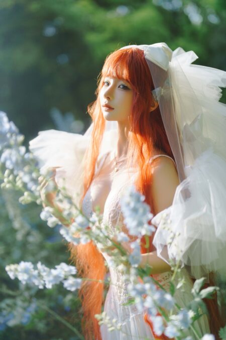 蠢沫沫 – 花丛婚纱