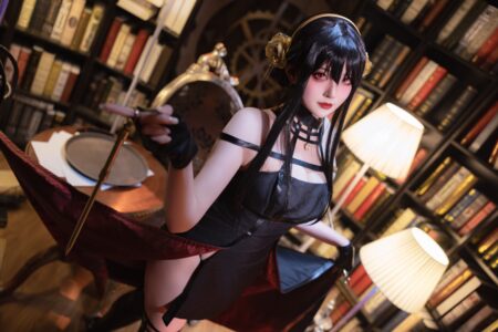 Natsuko夏夏子 – 约尔 Yor