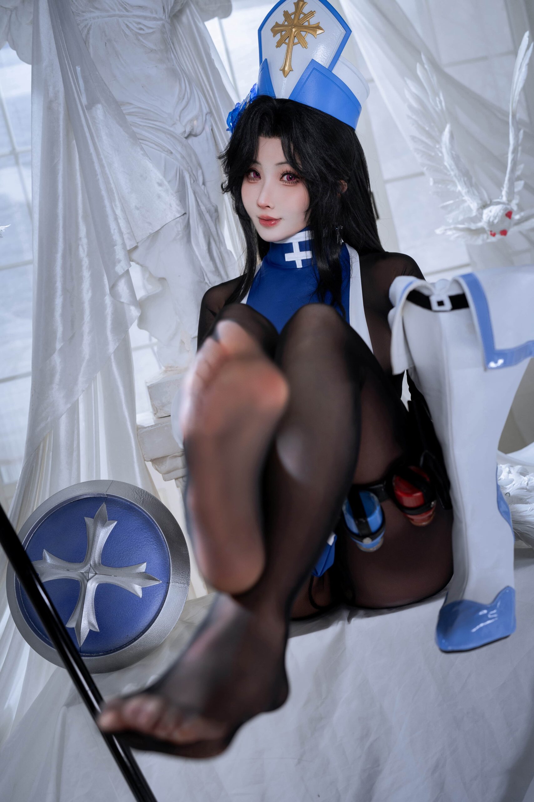 rioko凉凉子 – Nikke胜利女神 梅登冰玫瑰