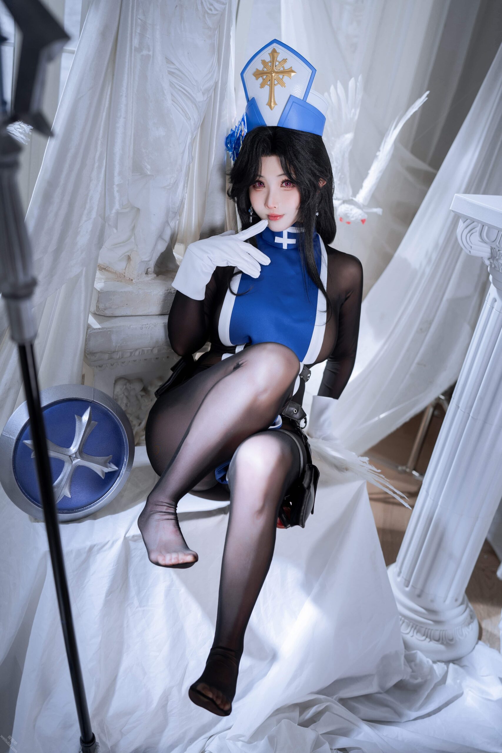 rioko凉凉子 – Nikke胜利女神 梅登冰玫瑰