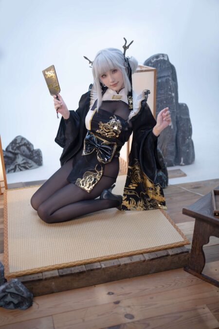 梓猫AzuNyan – Nikke 布兰儿白兔